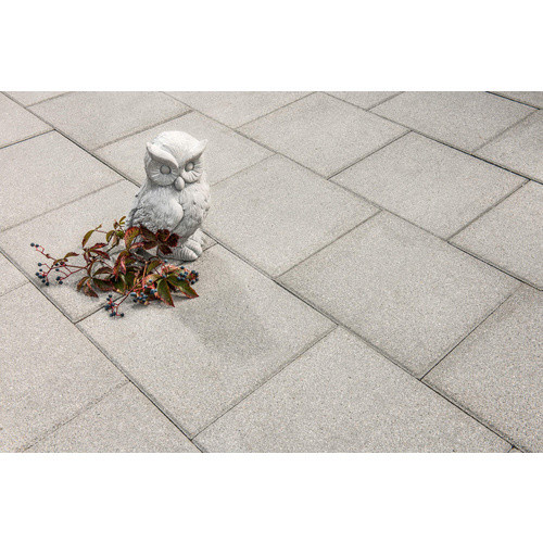 Mr. GARDENER Terrassenplatte Huesca aus Beton mit gefasten Kanten in Grau - Bild 2