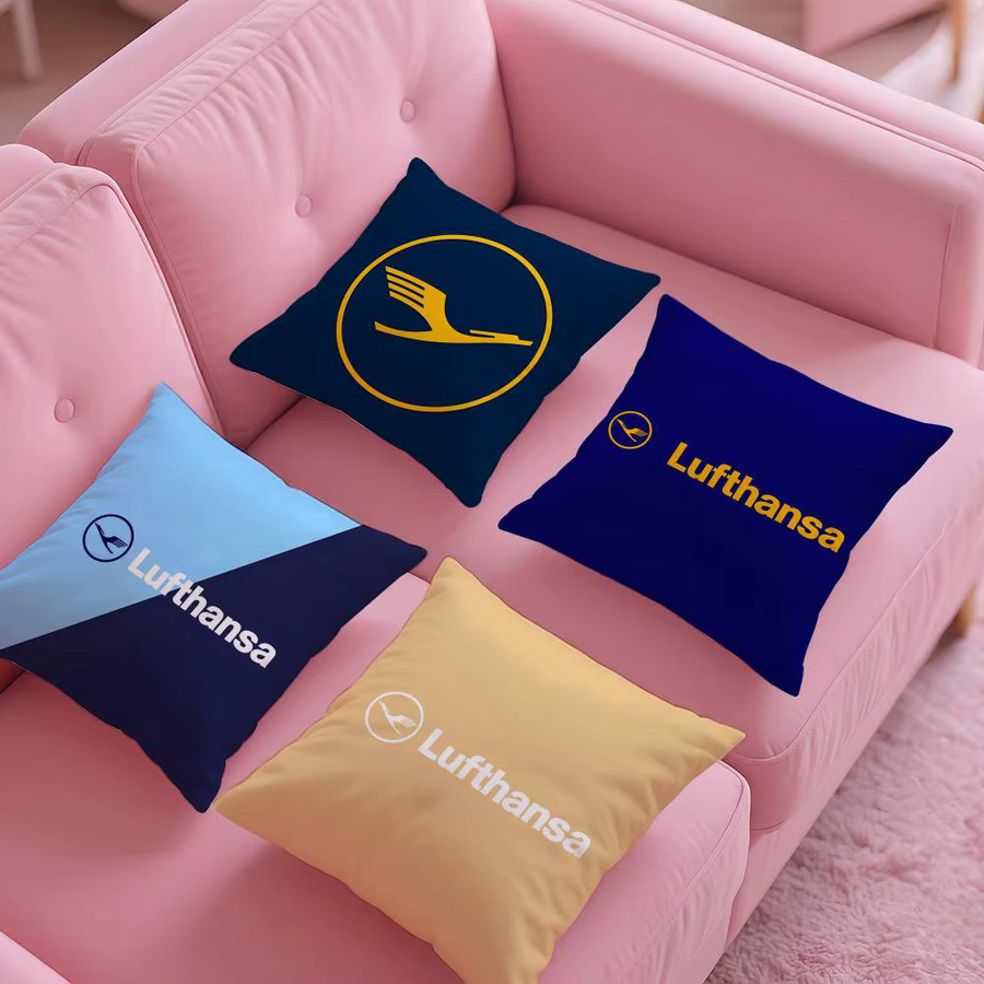 Lufthansa Airlines Flight Commemoration Kissenbezug in Black6 mit seidigem Kurzplüsch und unsichtbarem Reißverschluss - Bild 2