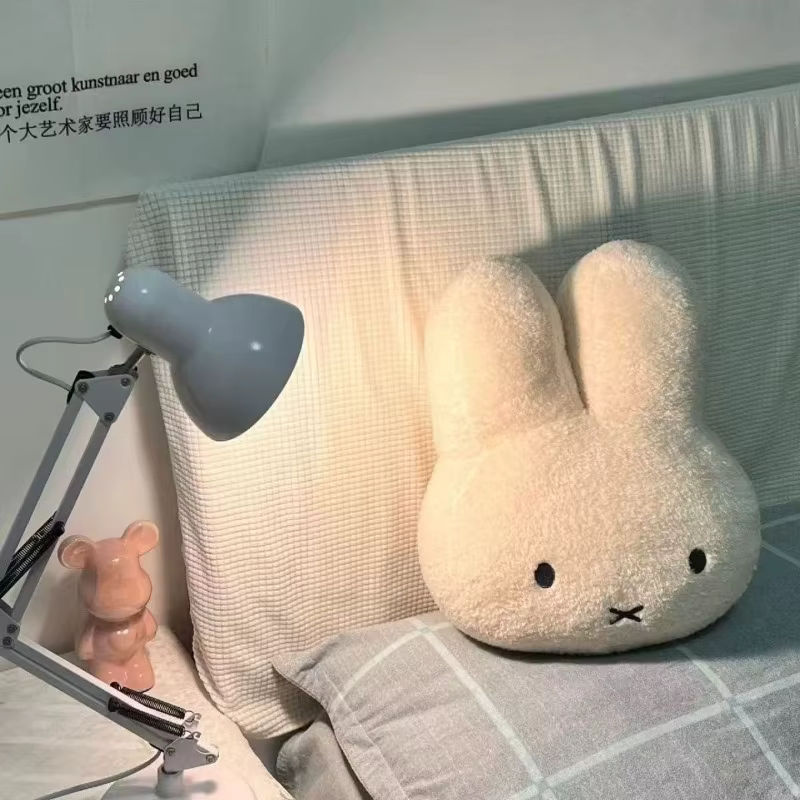 Miffy Puppenkissen in Weiß – Weiches Cartoon-Kissen für Bett, Sofa oder Auto - Bild 5
