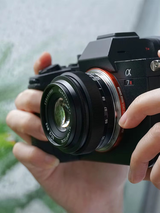 TTArtisan 50mm F2 Vollformat Manuelles Festbrennweiten-Porträtobjektiv in Schwarz für Sony E Nikon Z Fuji X Leica Sigma L-Mount - Bild 6