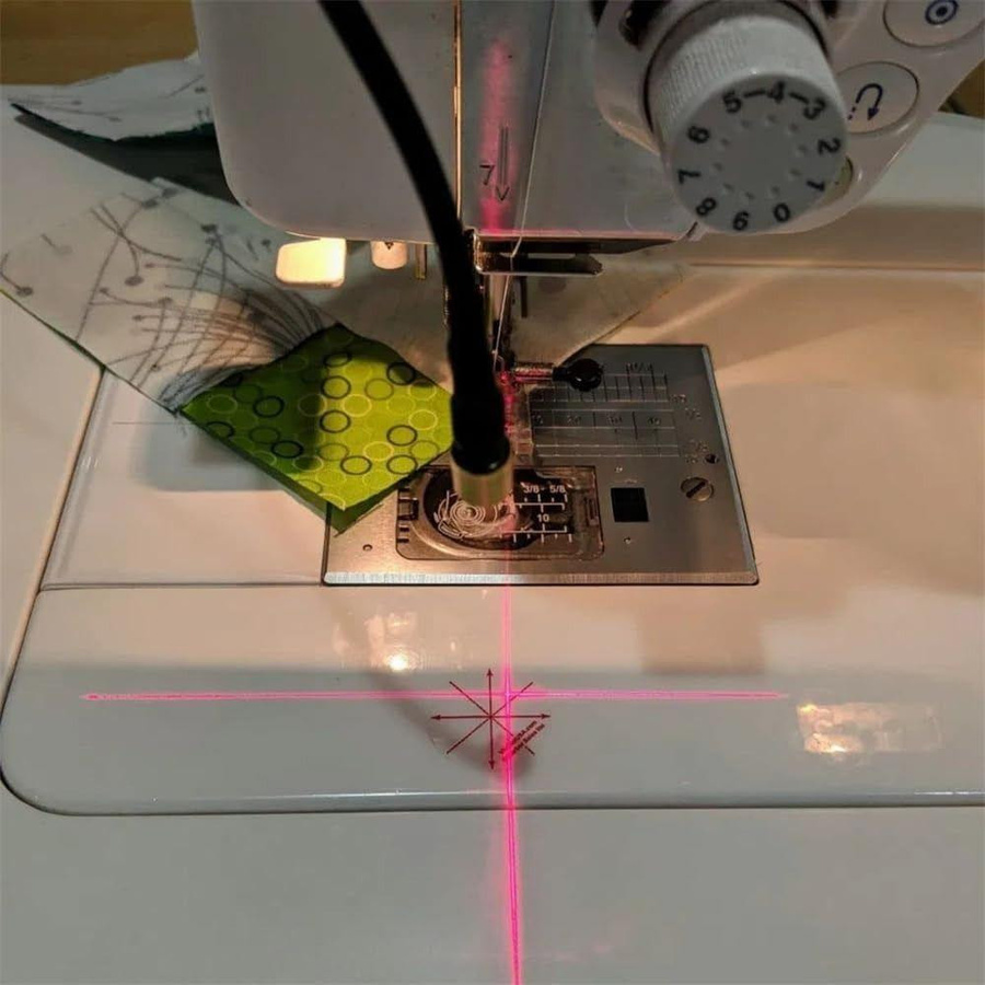Shengshijieda Rotes Laser-Nähmaschinenlicht für Quilten mit Infrarot-Punktform in Weiß und Rot - Bild 3