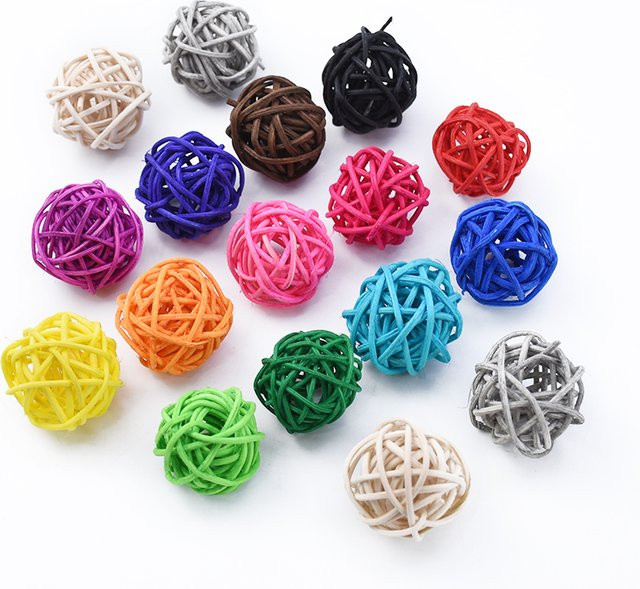 Bunte Rattan-Kugel in Boho-Design als dekoratives Hängeelement für Garten, Hochzeit und DIY-Projekte, Mehrfarbig - Bild 1