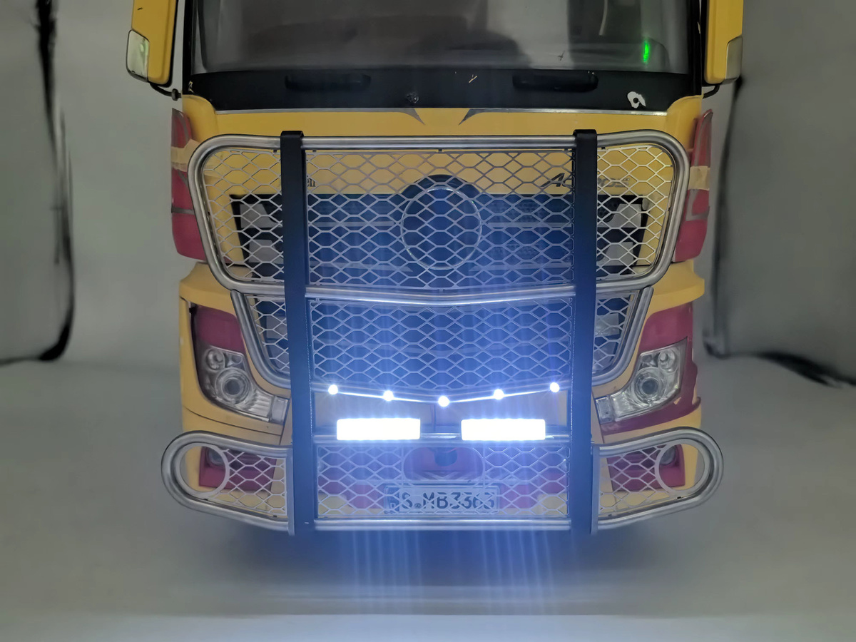 Tamiya Frontstoßstange mit Licht, Zubehör, 1:14 - Bild 3