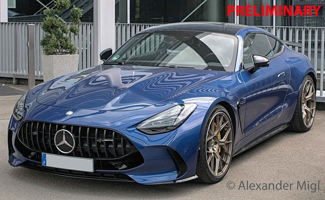 Revell Mercedes-AMG GT63, Modellset, 1:24, ab 10 Jahren - Bild 1
