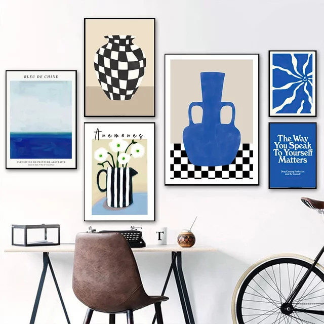 Potdemiel Abstrakte Leinwandmalerei Blau mit Blumen und Vase als modernes Wandbild für dein Wohnzimmer - Bild 1