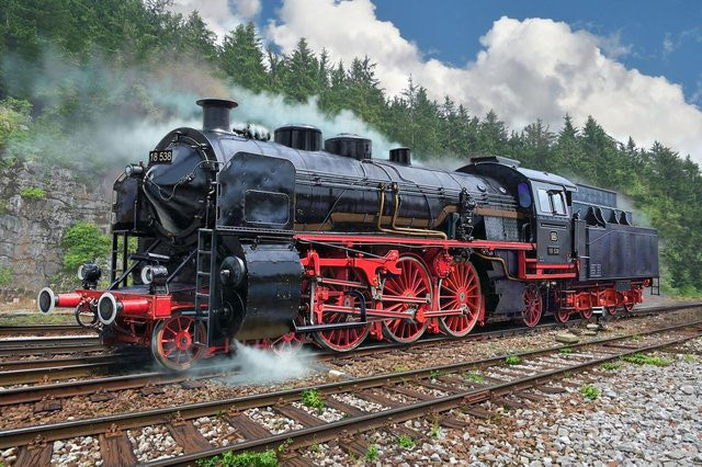 Revell S3/6 BR18 Lokomotive, Bausatz, 1:87, ab 13 Jahren - Bild 2
