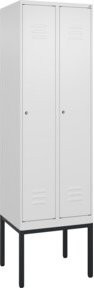 C+P Spind Classic PLUS Garderobenschrank mit 2 Abteilen, Stahlkonstruktion, Zylinderschloss und 3 Garderobenhaken, H x B x T: 212 x 60 x 50 cm - Bild 1