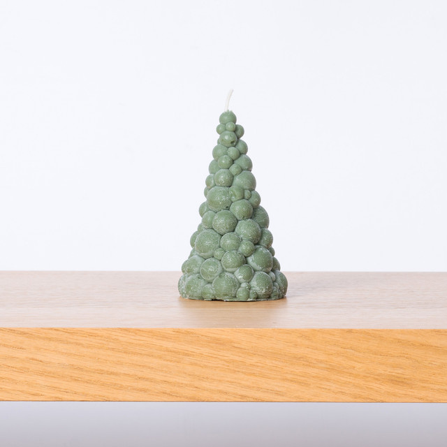 Blume2000 Weihnachtsbaum Kerze in Grün, Höhe: 11,5 cm, Breite: 6,5 cm, Tiefe: 6,5 cm - Bild 1