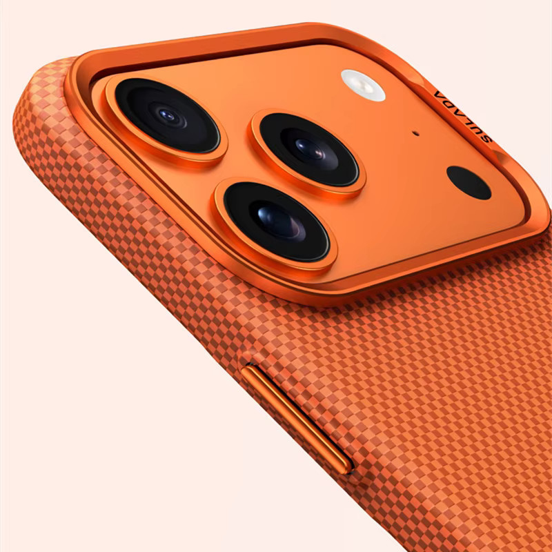 Magnetische Apple iPhone 17 Pro Max und 16 Pro Handyhülle aus Legierung in Orange mit Kohlefaser-Textur und kabelloser Ladefunktion - Bild 2