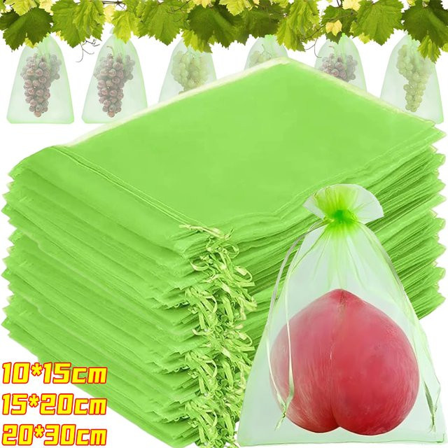 Wiederverwendbare Organza-Netzbeutel in Grün als Traubenschutzbeutel und Schädlingsbarriere für Obst und Gemüse mit Kordelzug - Bild 1