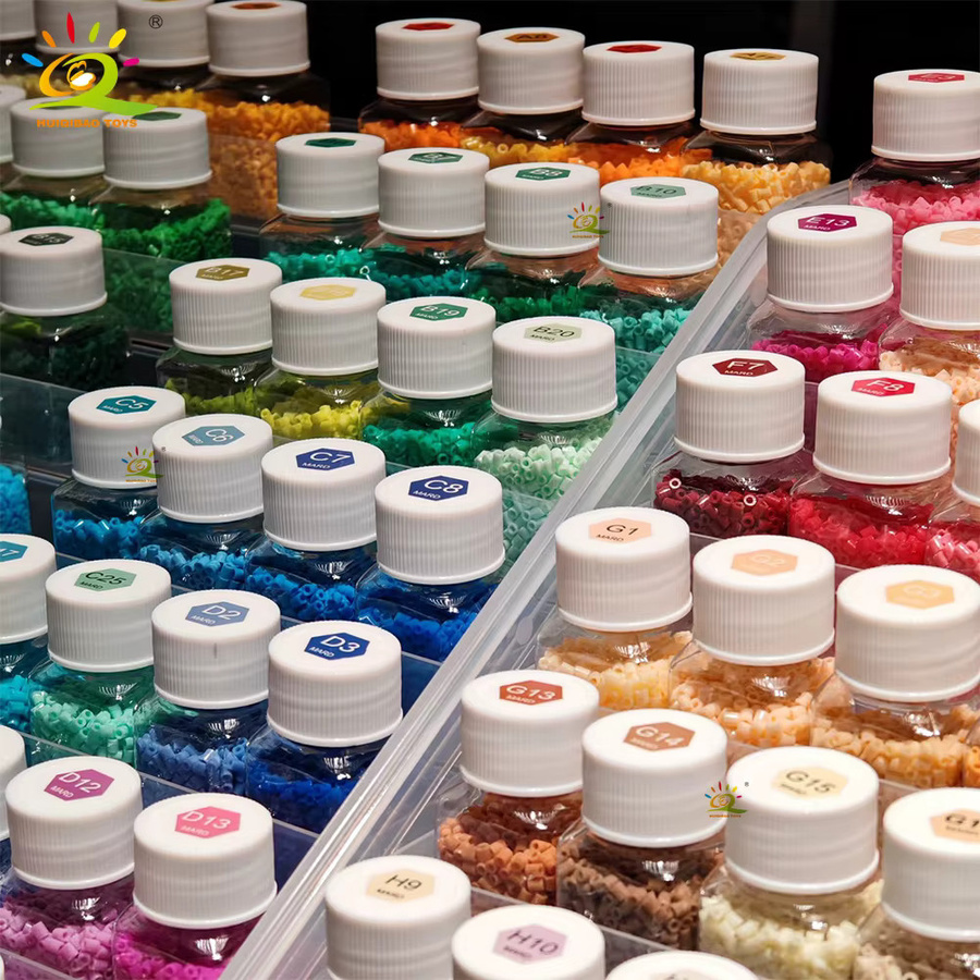 HUIQIBAO Mini Perler Hama Beads Eisenperlen, DIY Puzzles, 800 Stück - Bild 2
