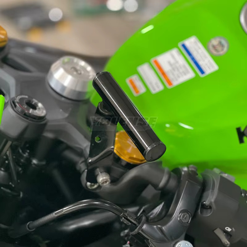HICurves Handyhalterung und Navigationshalterung für Kawasaki ZX-4R ZX-4RR ZX25R Modelle 2023-2024 in Schwarz oder Gold - Bild 2