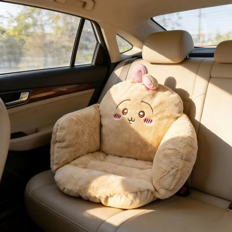 Chiikawa Plüsch-Sitzkissen Usagi und Hachiware in Beige, quadratisch und winterlich verdickt für Zuhause oder das Büro - Bild 2