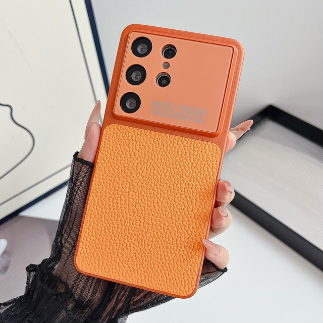 Klassische Handyhülle aus texturiertem Leder für Samsung Galaxy S26 Ultra, S25 Ultra oder S24 Ultra mit Kameraschutz in Orange - Bild 1