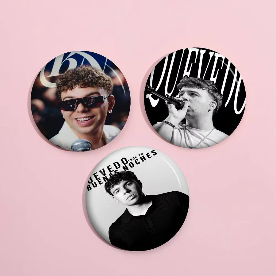 Brosche Rapper Quevedo Anime Button Pin, Cartoon Abzeichen - Bild 2