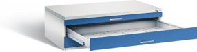 C+P Flachablageschrank Serie 7100_7200, Front Enzianblau, Korpus Lichtgrau, H x B x T: 42 x 135 x 96 cm - Bild 1