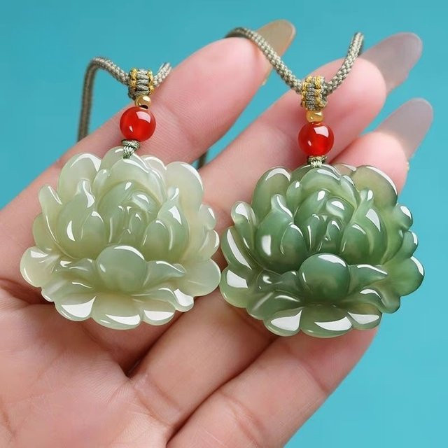 Anhänger Lotus Blume, Jadeit Grün, Unisex - Bild 1