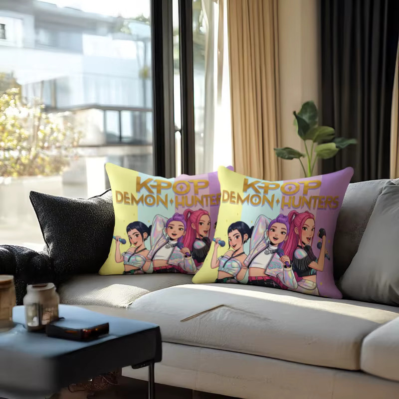 Hasbro Kpop Dekokissen mit Anime-Girl-Group-Aufdruck, quadratisches Zierkissen in Multicolour für Sofa und Schlafzimmer - Bild 6