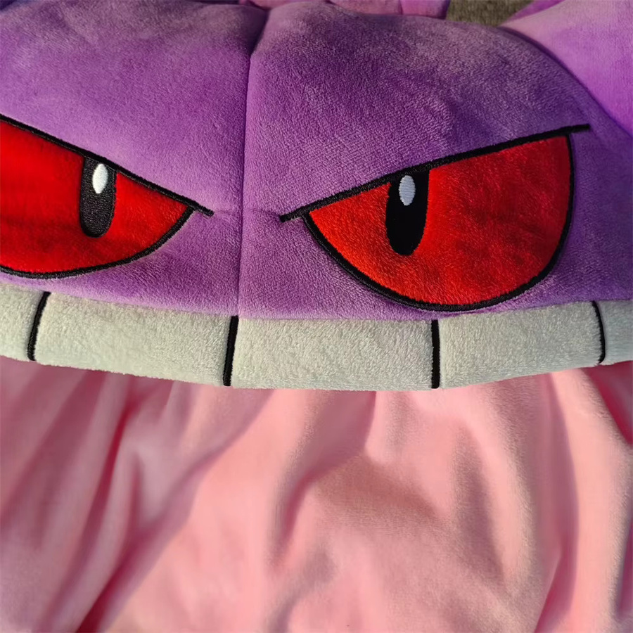Bandai Pokémon Gengar Große Zunge Plüschtier, Schlafkissen, Nickerchen-Decke, Lila - Bild 4