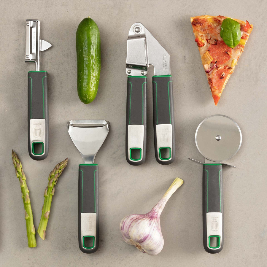 Fackelmann Pizzaschneider Bonn aus Edelstahl mit Fingerguard, Durchmesser: 18 cm - Bild 2