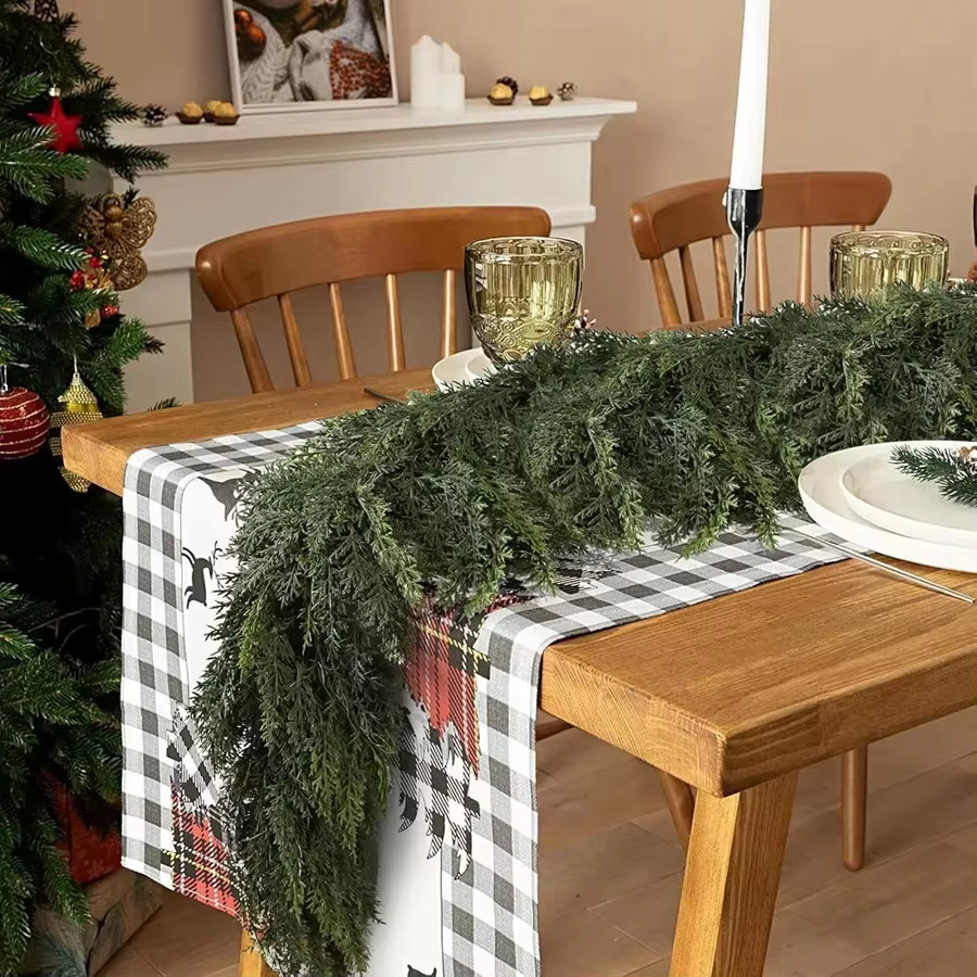 Grüne künstliche Pflanzen-Girlande aus Rattan für Weihnachtsbaum, Hochzeit und Party als Hängedekoration für Outdoor und Indoor - Bild 4