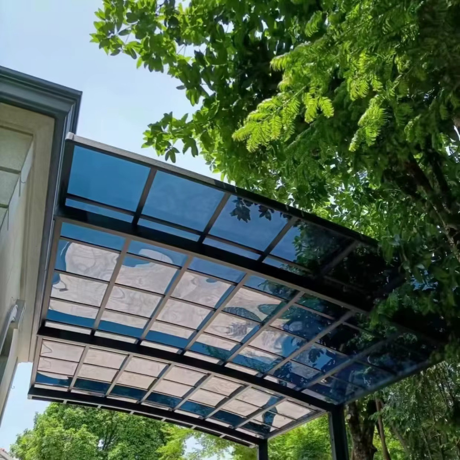 Modernes Aluminium-Carport aus Metall in Weiß als wasserdichter Outdoor-Parkplatzunterstand und Sonnenschutz - Bild 4