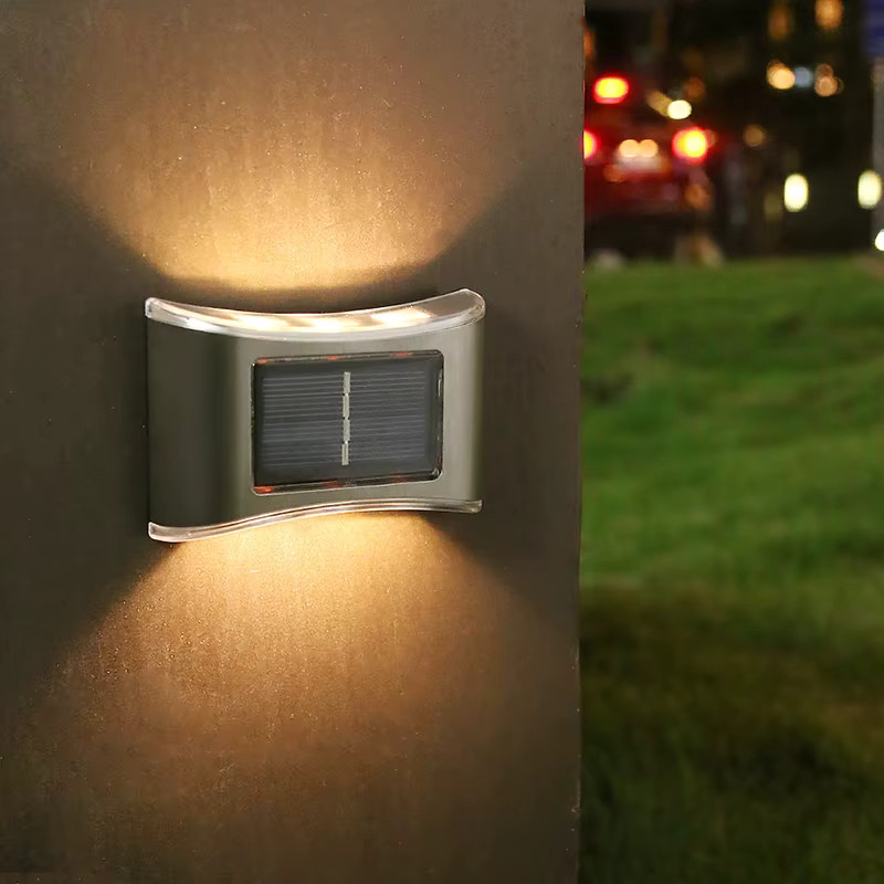 DOUWENXI Solar Wandleuchte aus Edelstahl in Silber mit Up/Down LED Beleuchtung, wasserdichte Außenwandleuchte für Garten und Zaun, Warmweiß - Bild 5