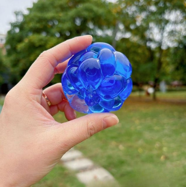 Yiran bag Bunter Geräusch-Stressball Knuspriges Quetschspielzeug - Bild 1