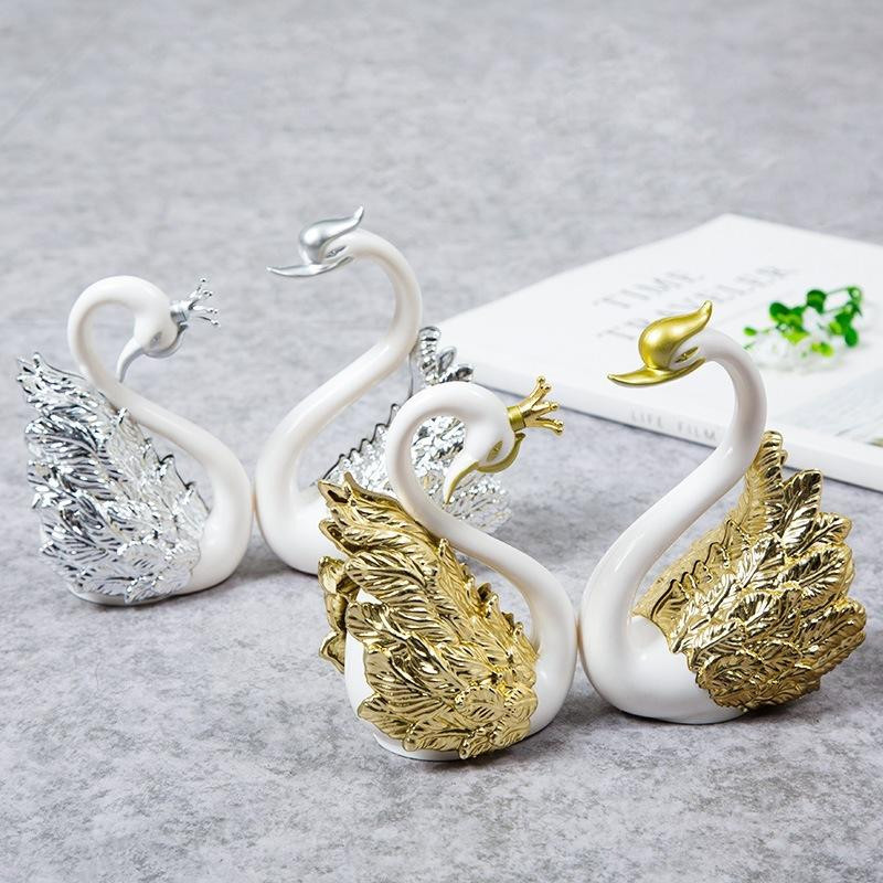 2er-Set Schwan Mini-Figuren von HaiKouLiJinHaiKeJiYouXianGongSi in Silber als moderne Dekoration für Hochzeit, Kuchen oder als Tischdekoration - Bild 1