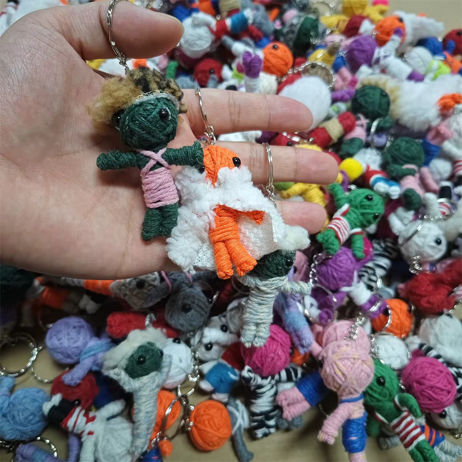 Voodoo-Puppe Schlüsselanhänger, 100 Stück, Mini-Strickmuster, Outdoor-Spielzeug - Bild 3
