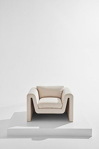 Mika Sessel Lounge in Pastill mit Armlehnen, Farbe Beige/Weiß, Stoffbezug und Holzgestell aus Kiefer - Bild 1
