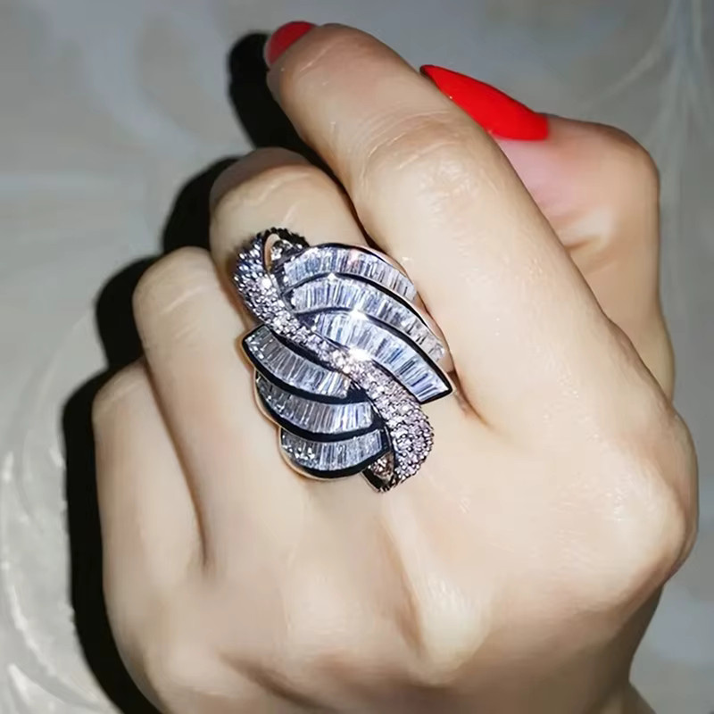 Huitan Ring Damen, Silber, Zirkonia, Kristall, Verlobung, Hochzeit - Bild 2