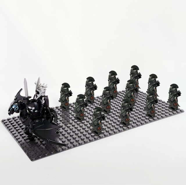 Bekool Der Herr der Ringe Schattenorcs Uruk-hai Minifiguren 13-teiliges Set - Bild 1