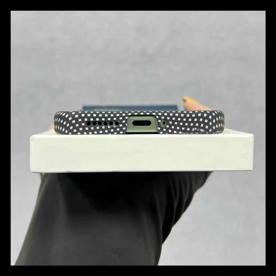 Xiaomi Handyhülle aus Kevlar und Kohlefaser mit MagSafe Magnet und kabelloser Ladefunktion für Mi 17 15 14 Ultra Pro Max - Bild 3