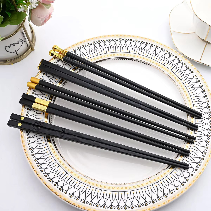 5 Paar JANKNG Essstäbchen aus Zinklegierung in Schwarz und Gold für Sushi und Küche - Bild 6