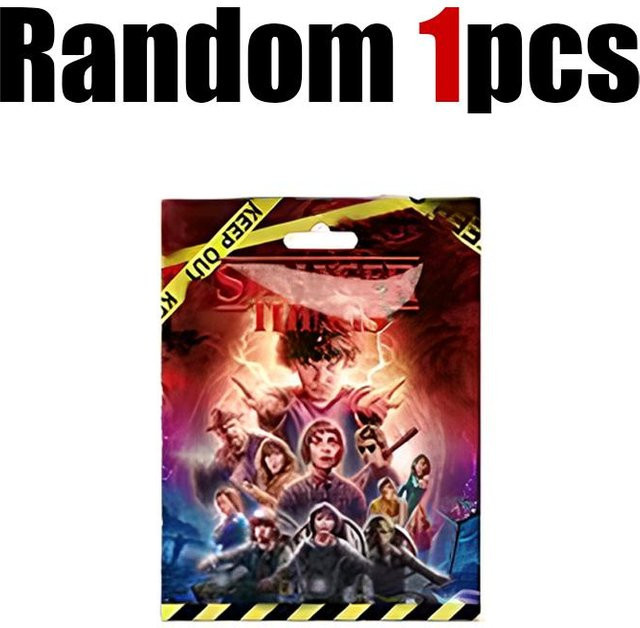 Fashnics Stranger Things Advents-Blindbeutel PVC-Schmuckstücke 24-teiliges Set - Bild 1