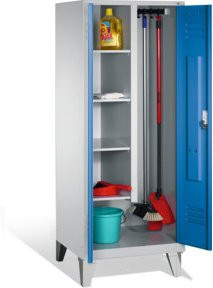 C+P Putzmittel-Spind Classic mit 2 Abteilen auf Füßen, Korpus Lichtgrau und Front Lichtblau, H: 185 cm, B: 81 cm, T: 50 cm - Bild 1