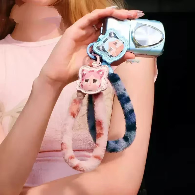 POP MART CRYBABY Wild but Cutie Serie, Handy-Lanyard Anhänger, Einzelfigur - Bild 3