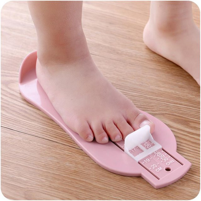 Houspace Baby-Fußlineal als Kinderschuh-Rechner zur Messung der Fußlänge in Rosa - Bild 1