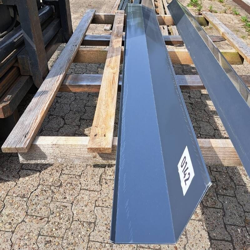 Wandanschluss Friedrich von Lien AG in Anthrazitgrau mit einer Länge von 2,90 m - Bild 1