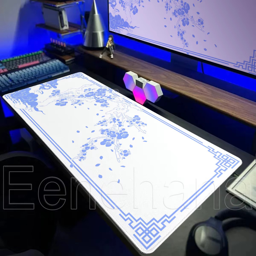 Eenehana XXL Gaming Mauspad im japanischen Stil mit Kirschblüten in Weiß und Blau - Bild 3
