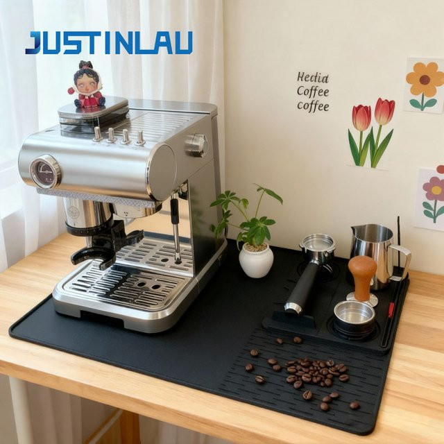 JUSTINLAU 3-in-1 Silikon Kaffeematte, rutschfest und abnehmbar, Schwarz - Bild 1