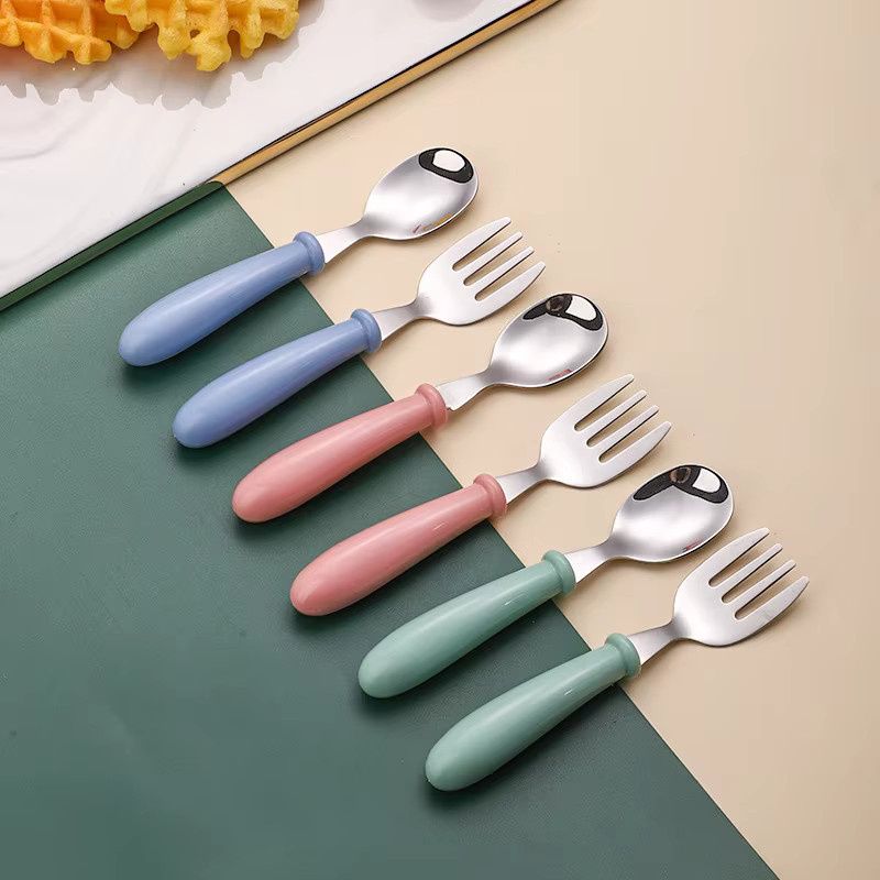 DUTRIEUX Personalisiertes Kinder Besteckset aus Edelstahl mit Gravur, 2-teiliges Set aus Gabel und Löffel in Pastellfarben - Bild 1