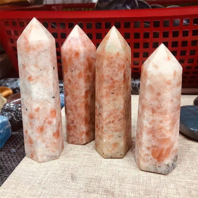 Sisterstone Goldener Sonnenstein Obelisk aus natürlichem Quarz in Gold und Multicolour als Deko-Ornament für Reiki und Energiearbeit - Bild 1