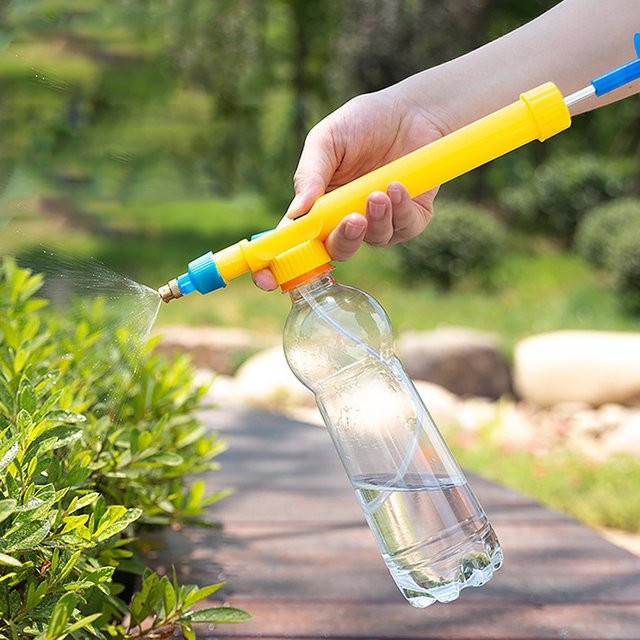 FLOWERS SPRAL Manuelle Hochdruck Sprühflasche mit einstellbarer Düse in Gelb für Garten und Landwirtschaft - Bild 1