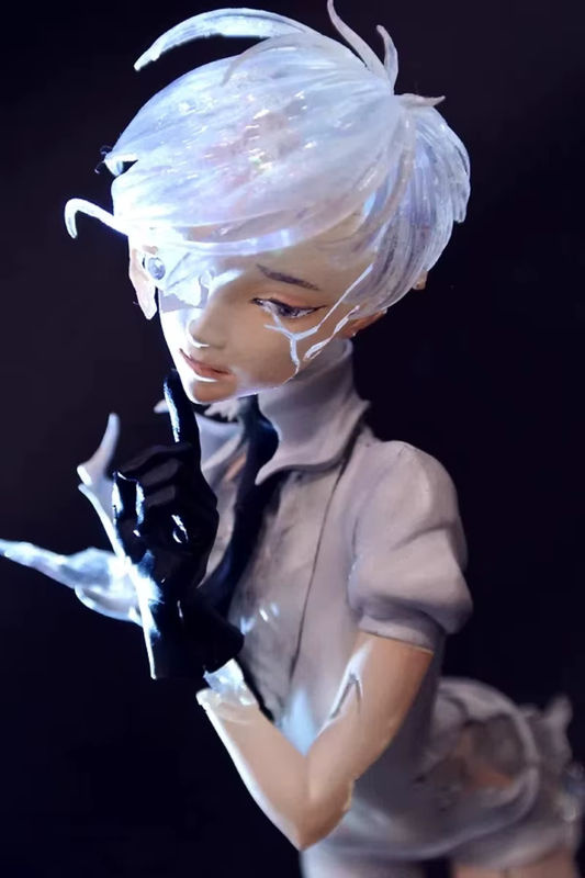 Bandai Anime Land der glänzenden Antarktis Figur in Weiß aus Kunstharz als DIY Montage Modell für Sammler - Bild 3