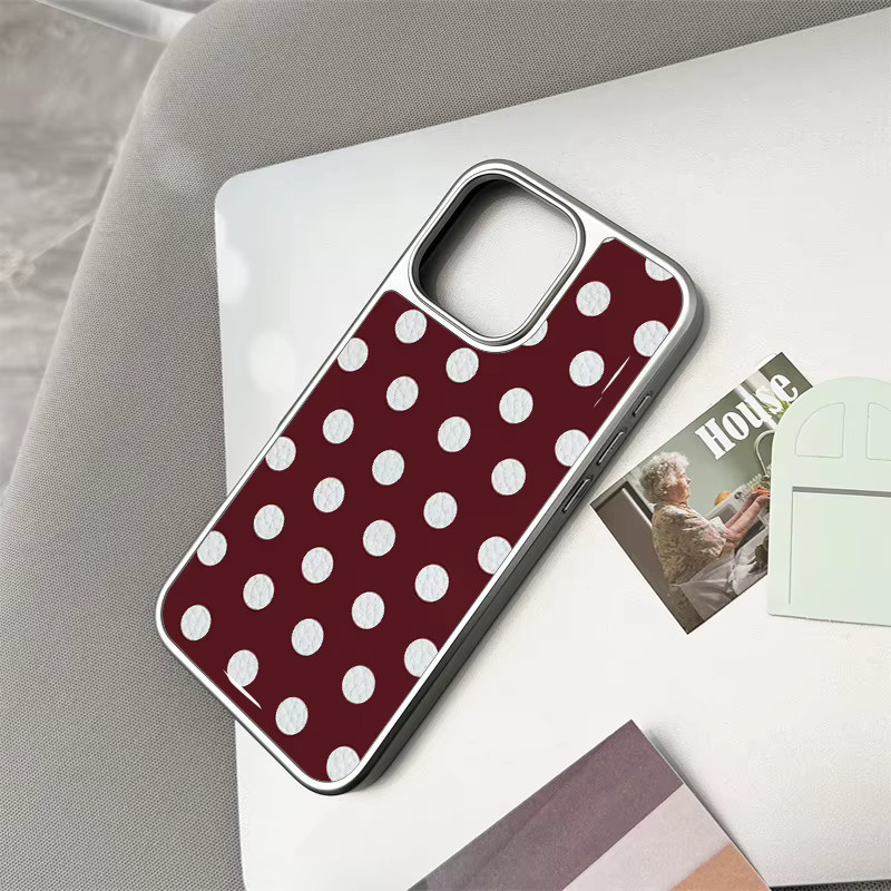 AIR PLUS Handyhülle mit Leder-Textur und dunkelroten Punkten für iPhone 11 bis iPhone 17 Pro Max, Sturzsicher, Rot - Bild 4