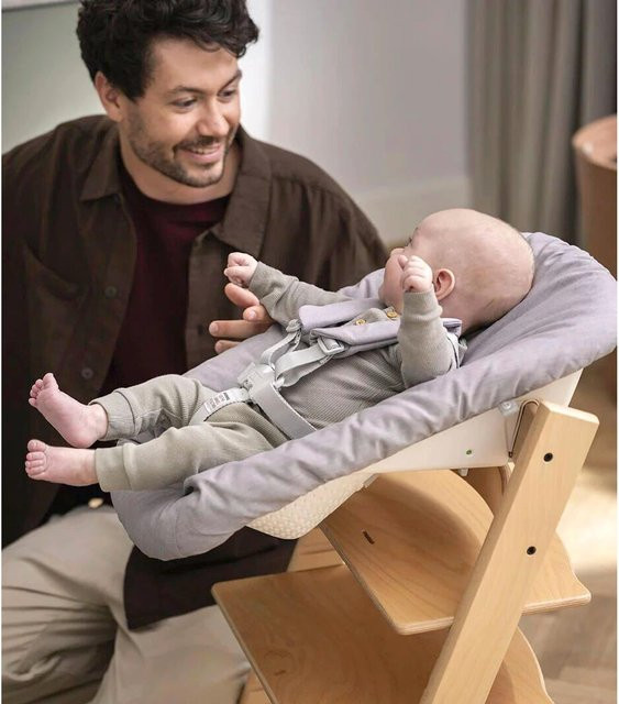 Stokke Tripp Trapp Newborn Set mit Spielzeughalter in Grau - Bild 1
