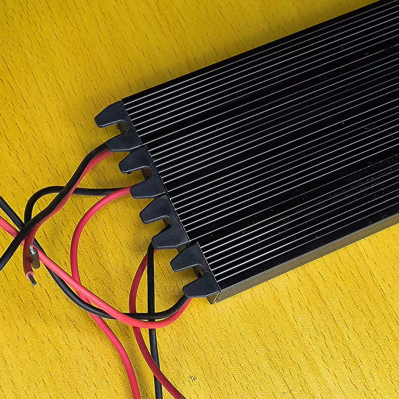 MARPOU LED Netzteil Transformator DC 12V oder 24V als Treiber Adapter für LED Beleuchtung in Schwarz oder Beige - Bild 1