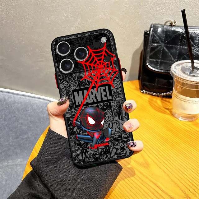Marvel Spiderman Handyhülle für iPhone Modelle in Schwarz - Bild 1